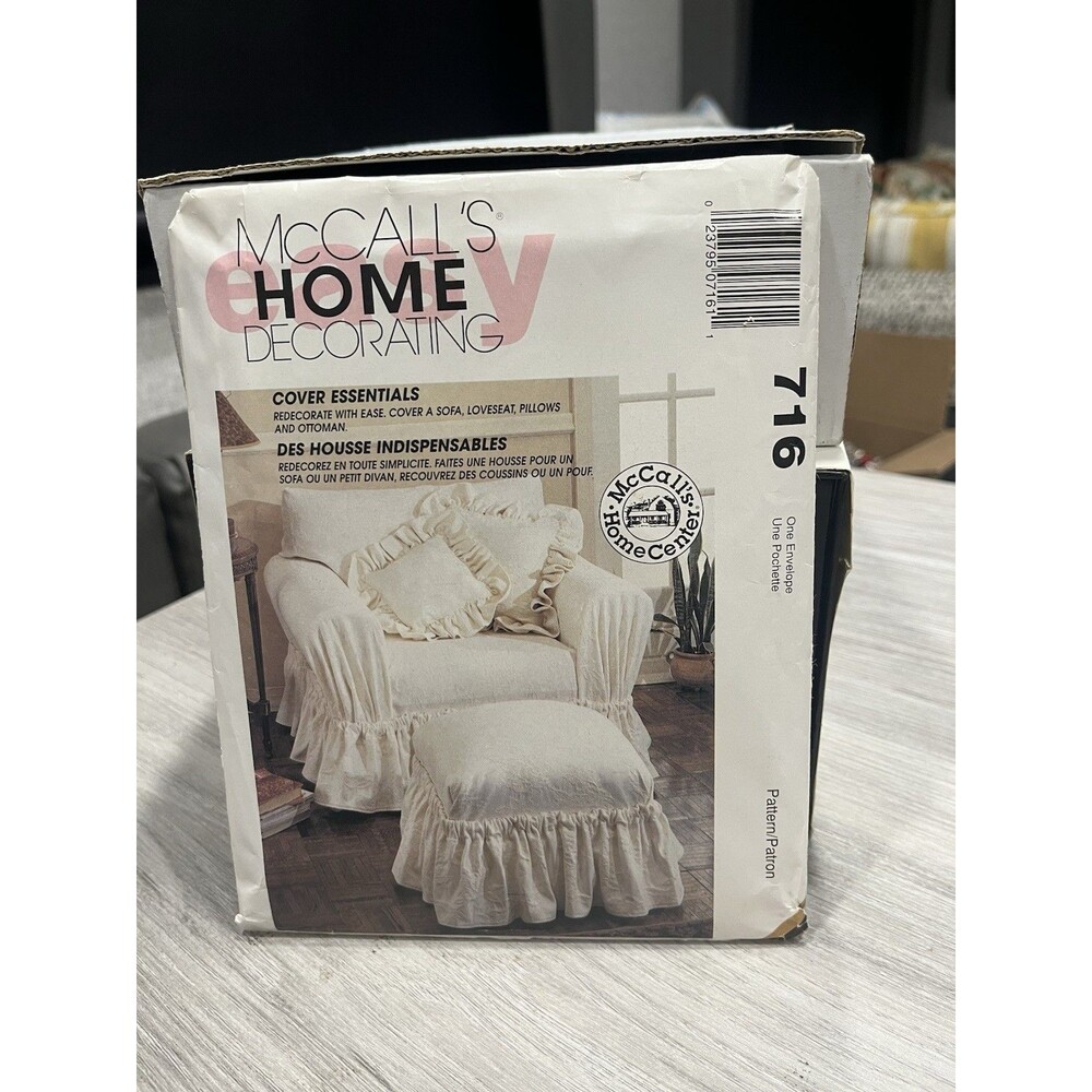 716 McCall's Home Decorating Sewing Pattern Sofa loveseat Pillows Ottoman Cover